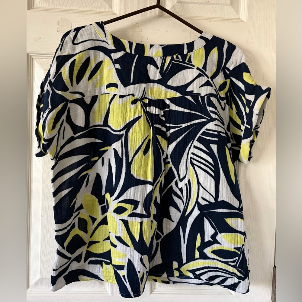 Talbots Navy and Yellow Leaf Print Blouse Button - Picture 2 of 9